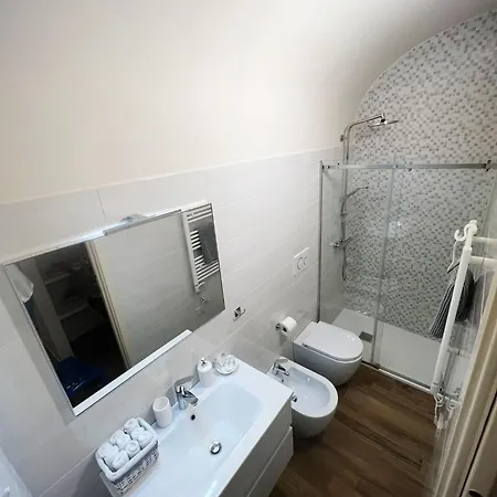 Appartamentino - Castle View, No Stairs *