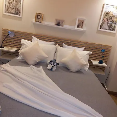 Appartamentino - Castle View, No Stairs